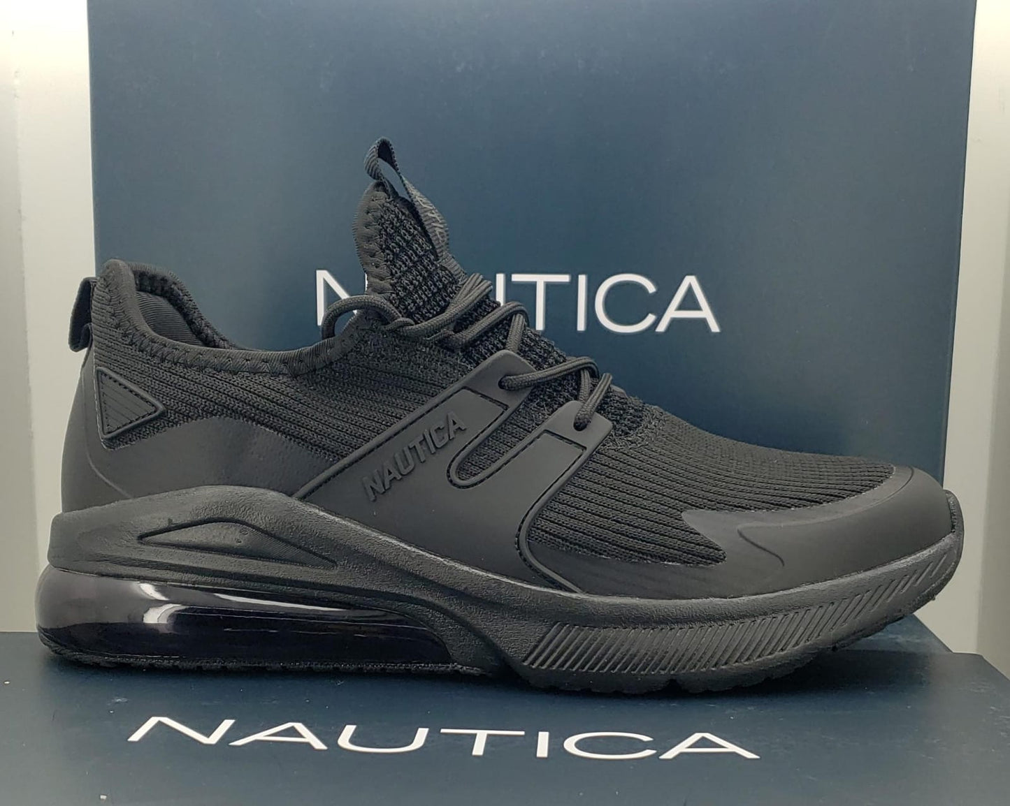 NAUTICA
