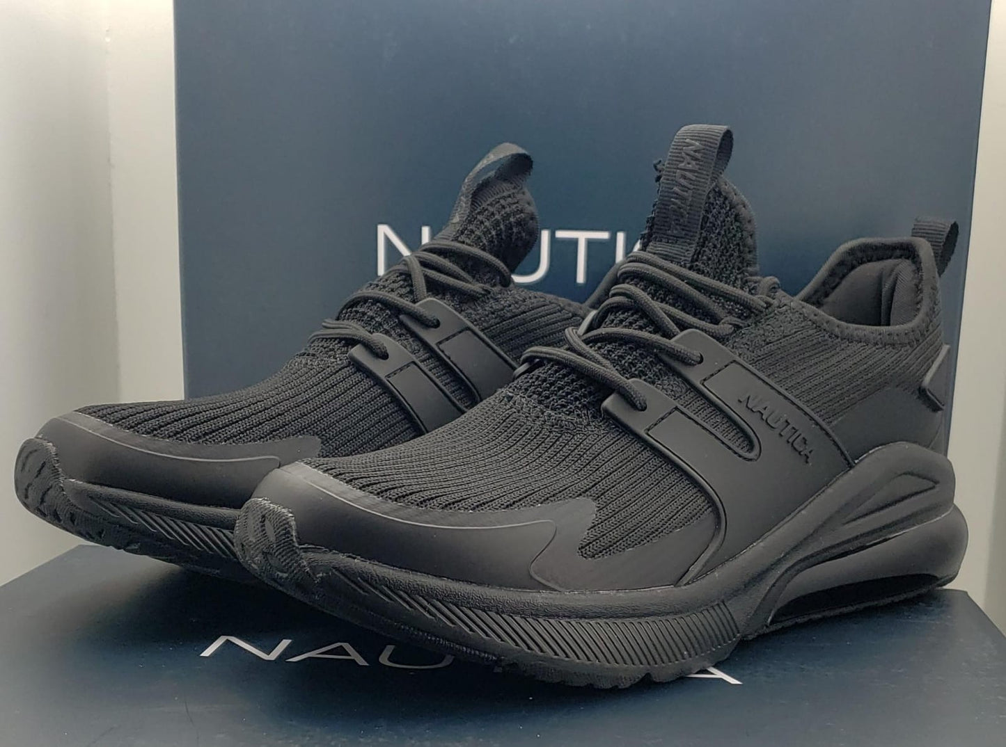 NAUTICA
