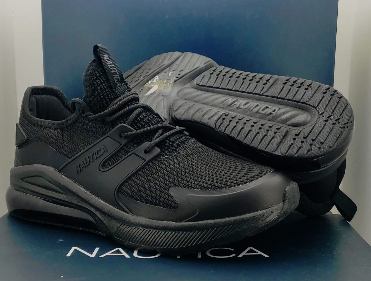 NAUTICA