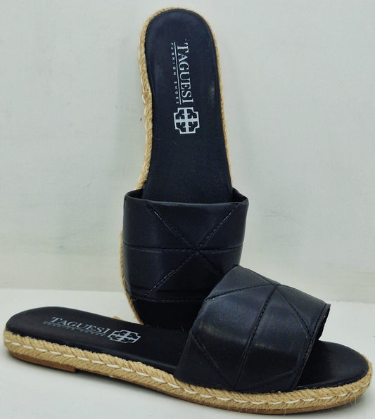 SANDALIA