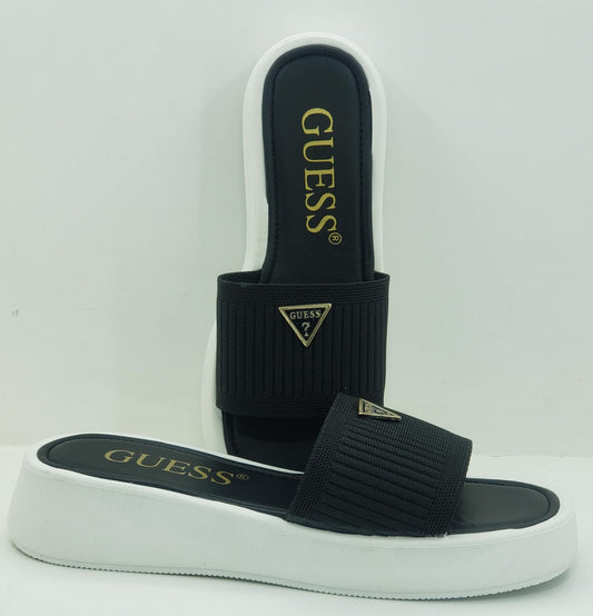 SANDALIA GUESS PLATAFORMA